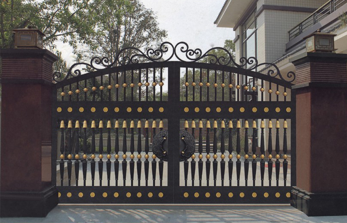 铁艺大门B20122(图1)