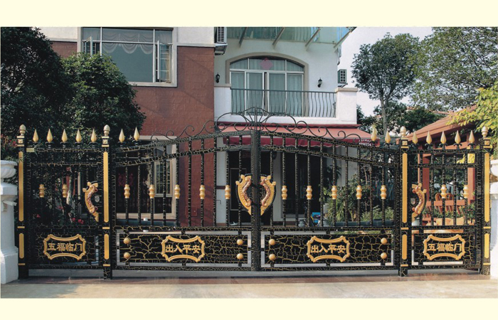 铁艺大门B20126(图1)